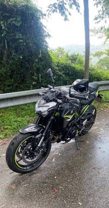 KAWASAKI Z900 KAWASAKI Z900